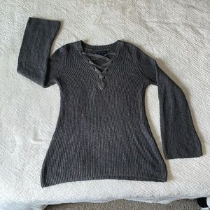 Grey American eagle sweater. Size sm